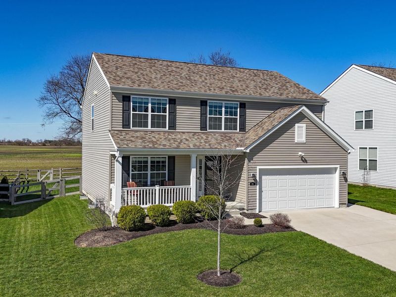 201 Rosewood Loop SW, Commercial Point, OH 43116 Photo 3