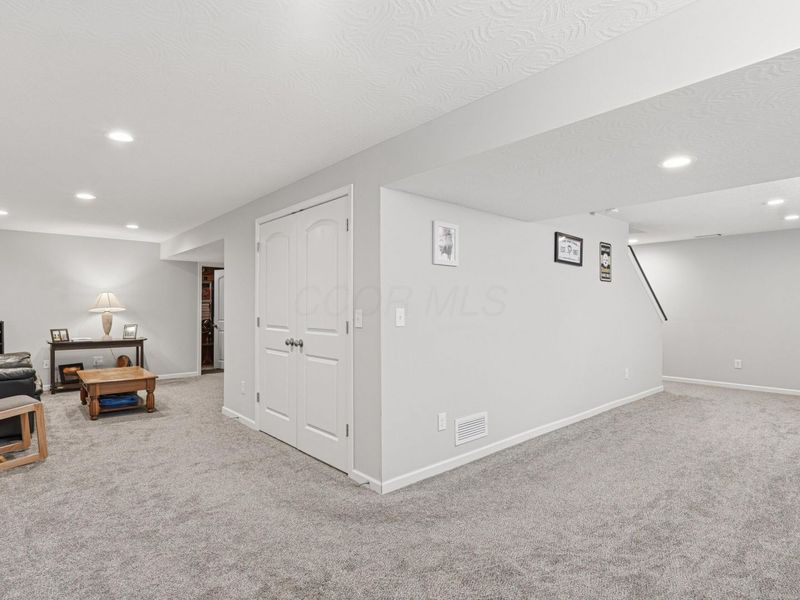 201 Rosewood Loop SW, Commercial Point, OH 43116 Photo 30