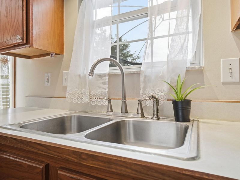 6117 Jimson Drive , Galloway, OH 43119 Photo 23