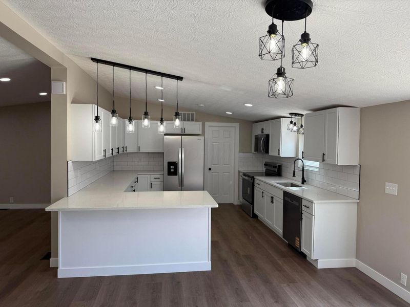 3190 Chicken Coop Hill Road SE, Lancaster, OH 43130 Photo 5