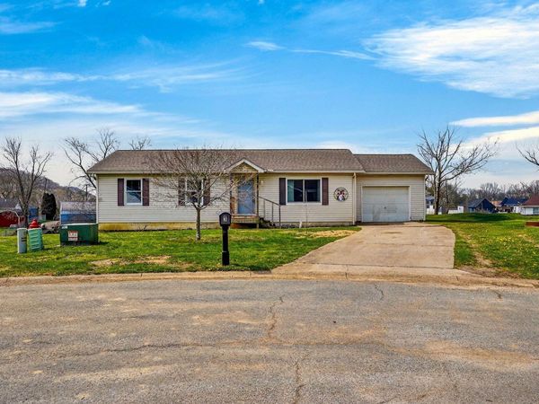 3 Willow Creek Road , Chillicothe, OH 45601