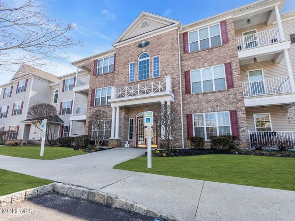 622 Sophee Lane, Lakewood, NJ 08701