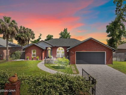 4725 Halcyon Drive Panama City, FL 32404