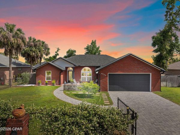4725 Halcyon Drive , Panama City, FL 32404