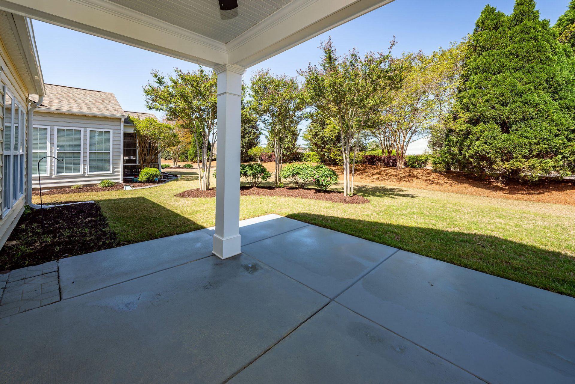 318 Oyster Bay Drive Photo 18