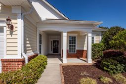 318 Oyster Bay Drive photo 4