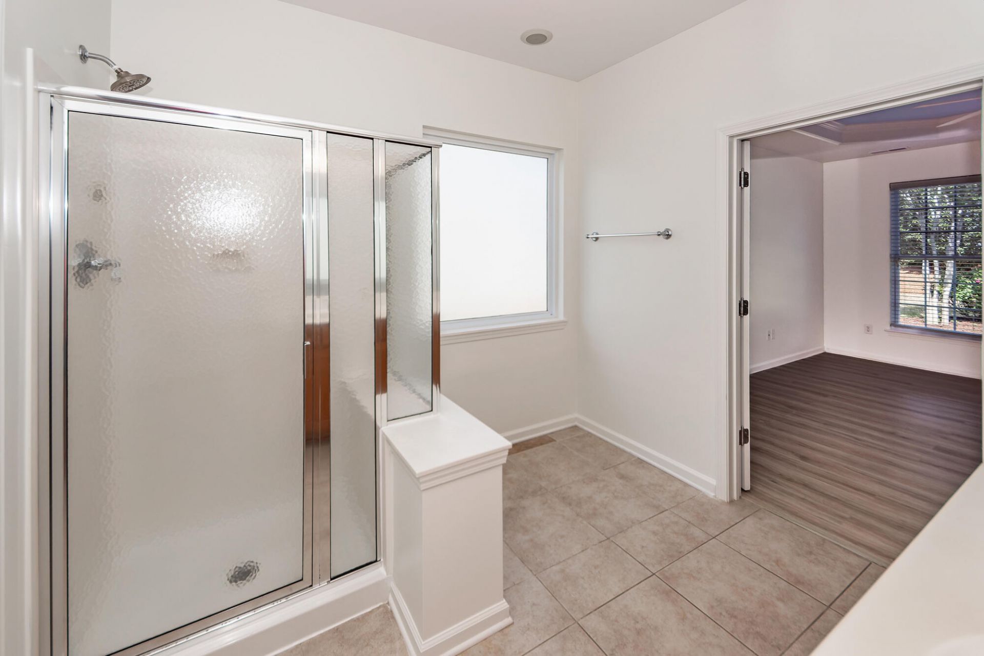 318 Oyster Bay Drive Photo 36