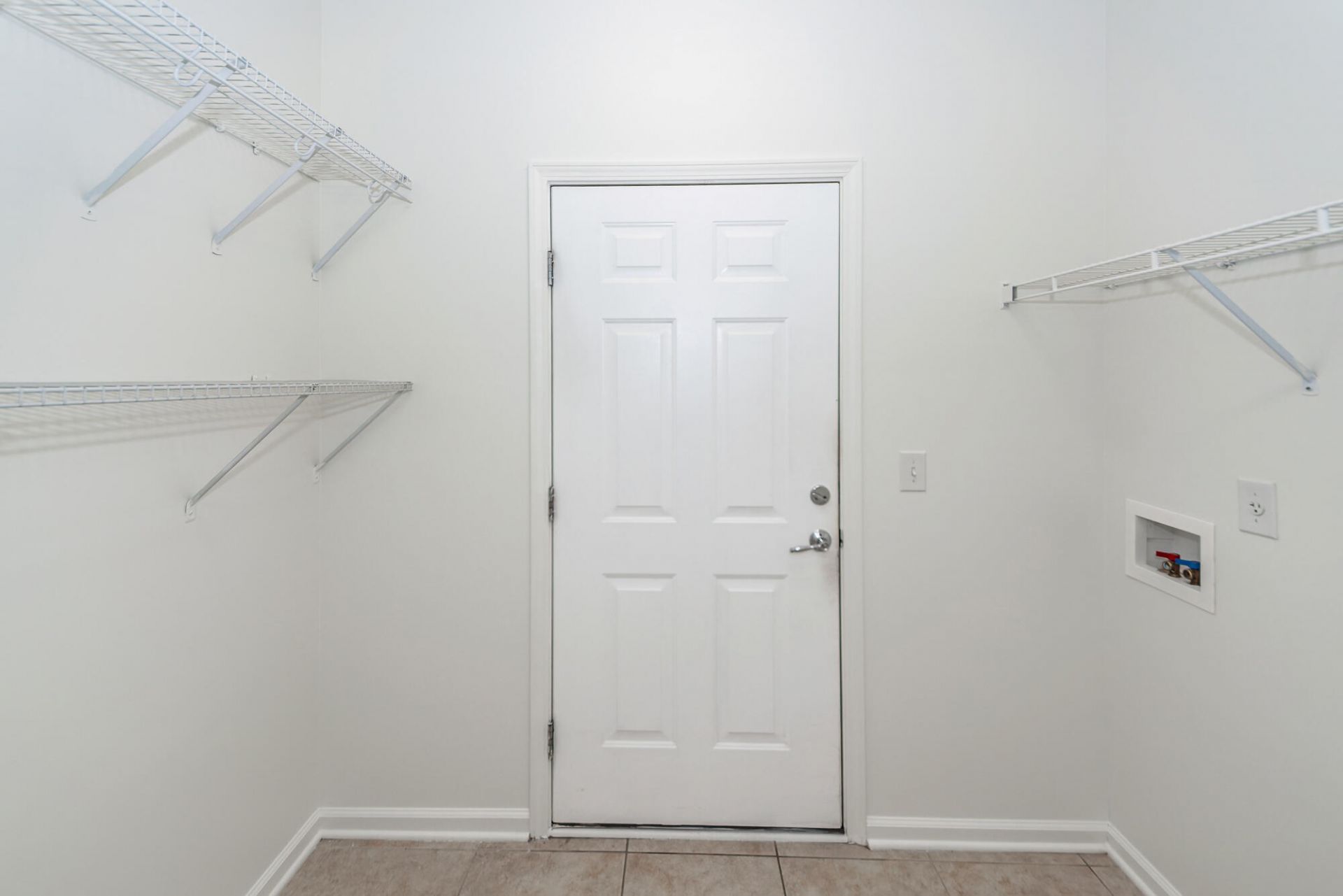 318 Oyster Bay Drive Photo 44