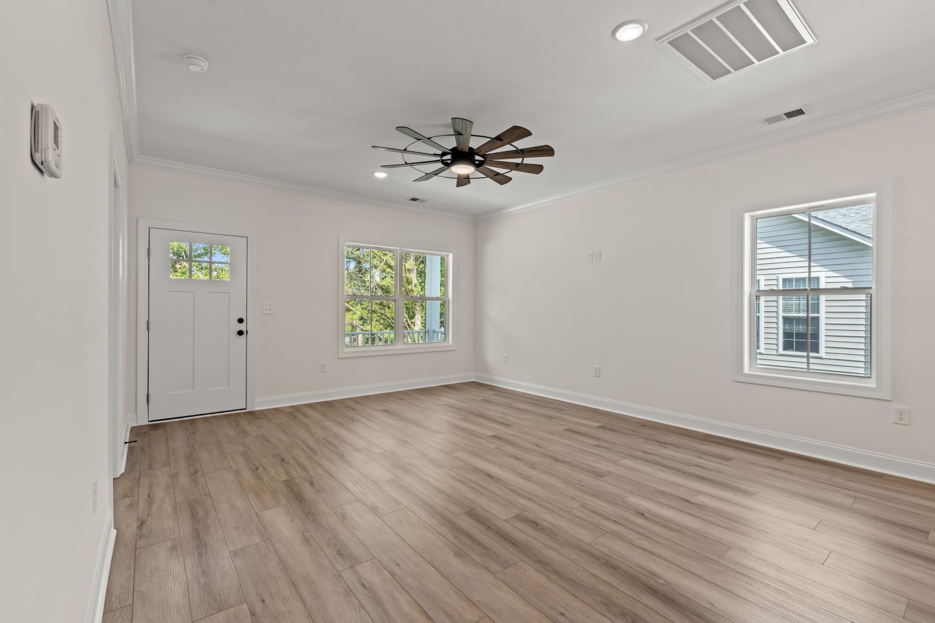 1718 26th Ave. N Photo 5