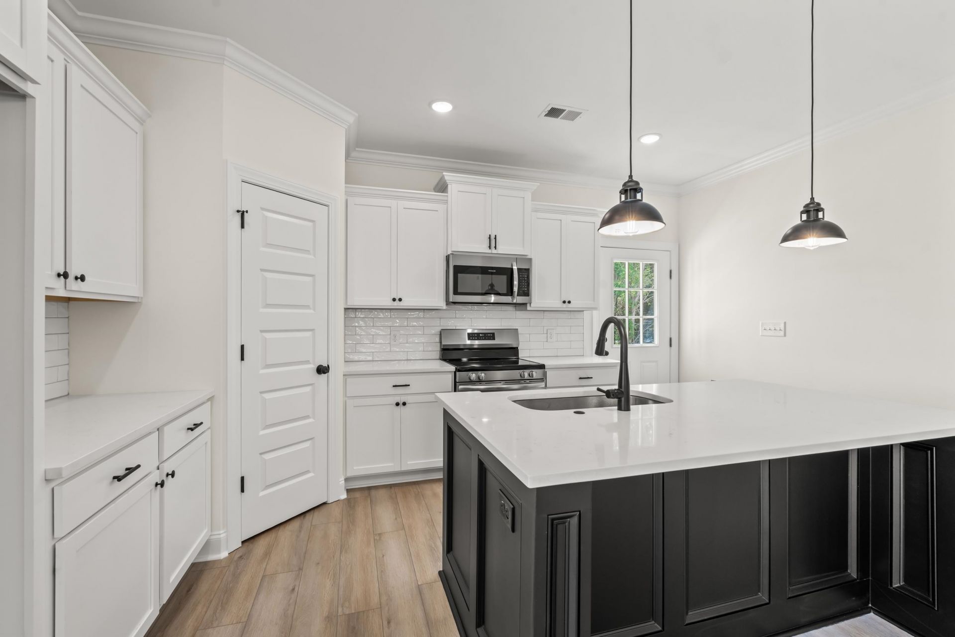 1718 26th Ave. N Photo 7