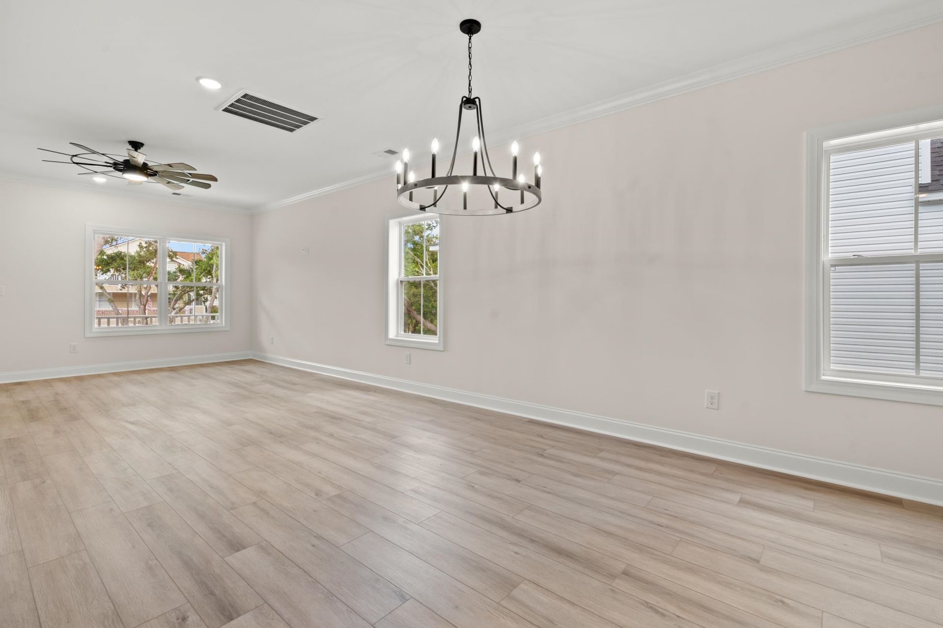 1716 26th Ave. N Photo 12