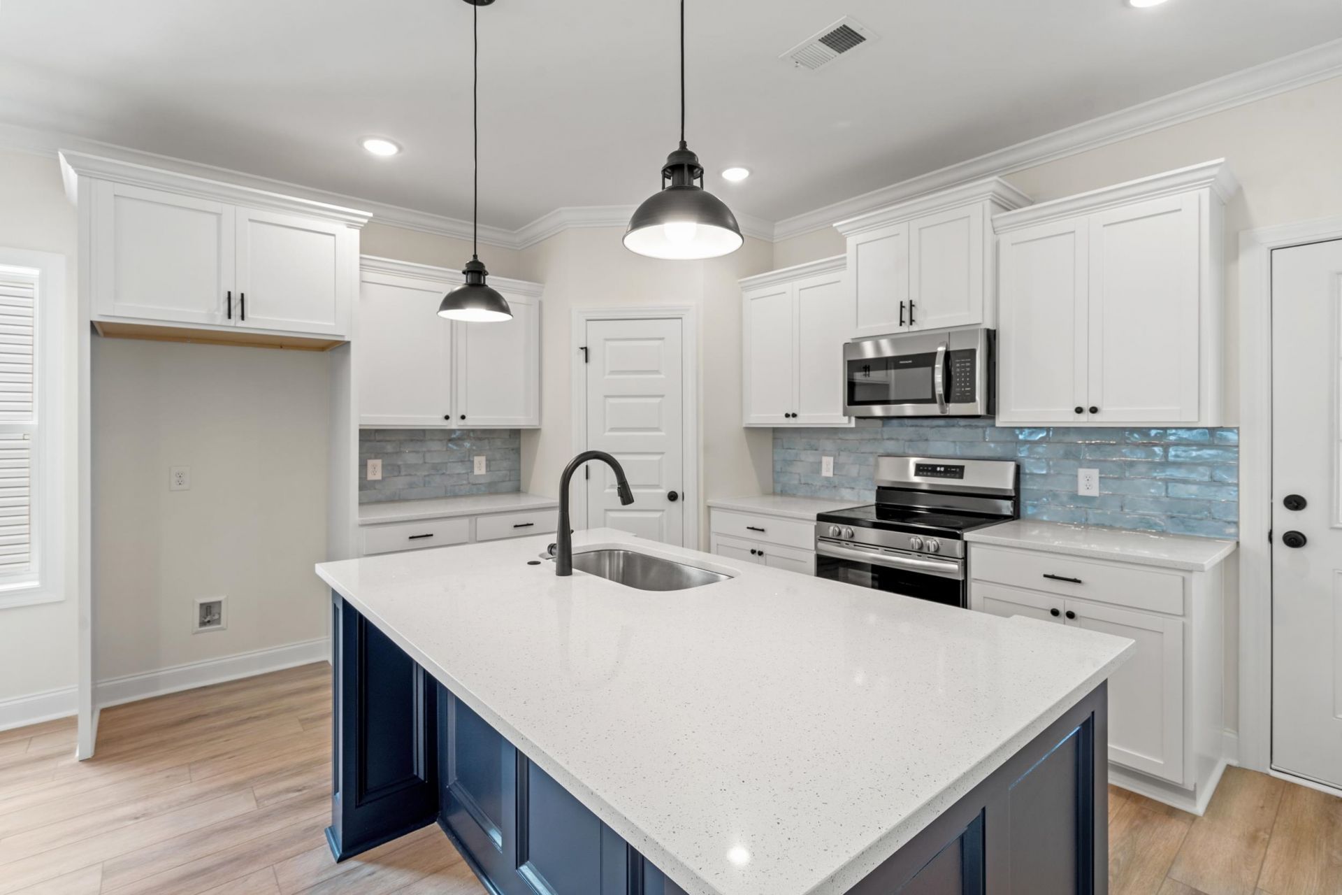 1712 26th Ave. N Photo 10