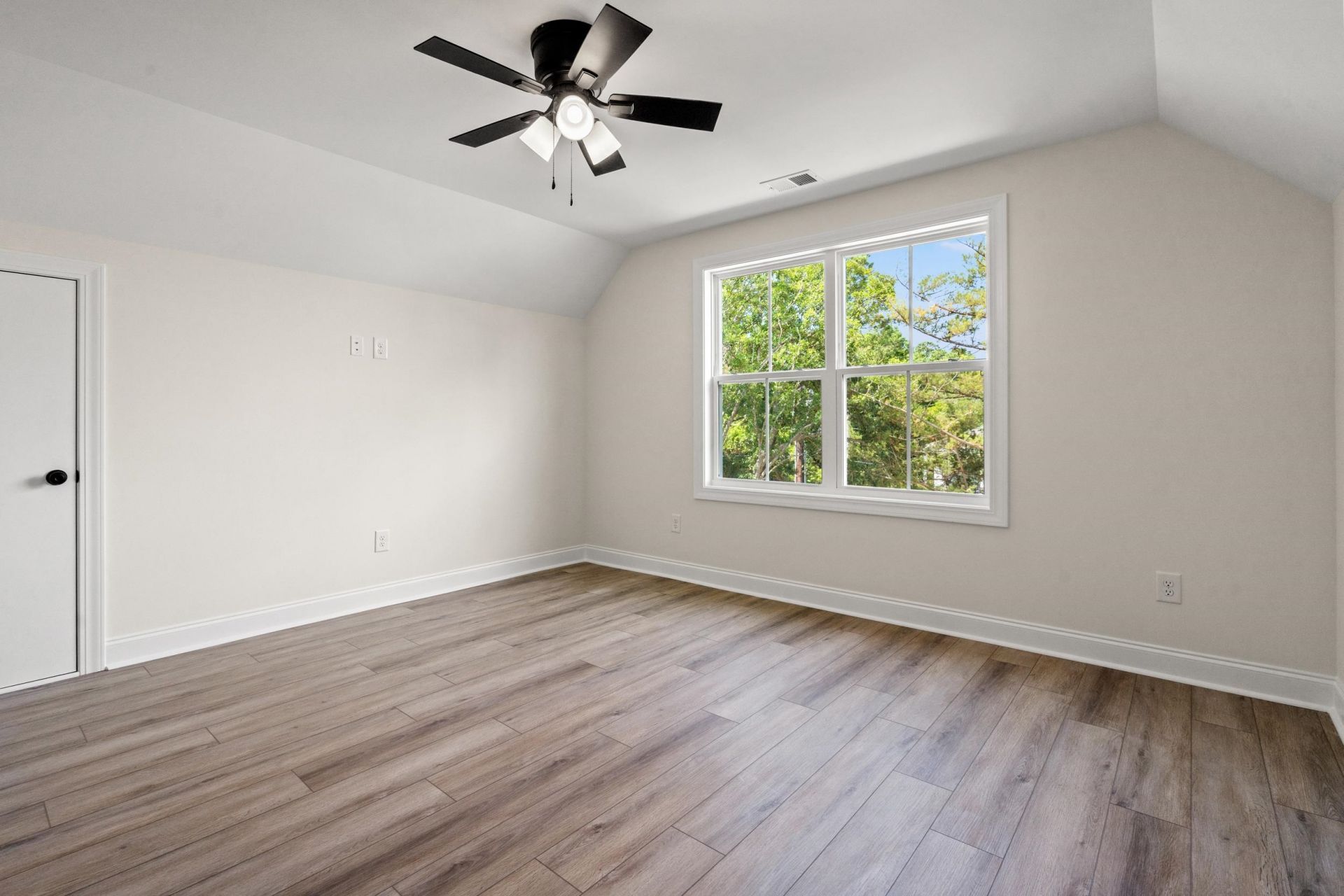 1712 26th Ave. N Photo 31