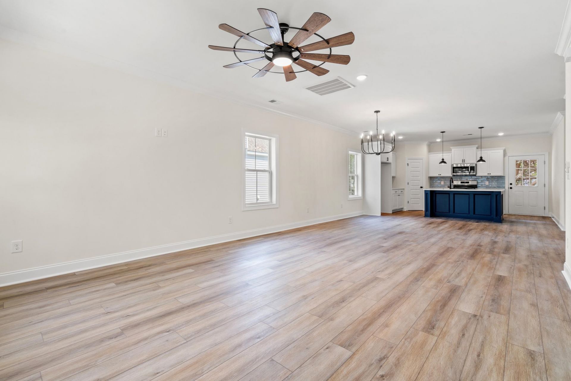 1712 26th Ave. N Photo 6