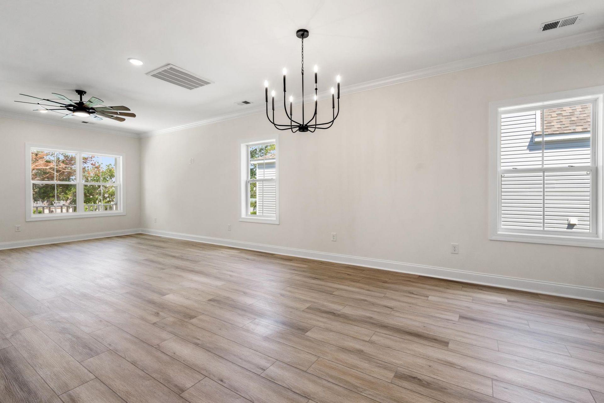 1712 26th Ave. N Photo 8