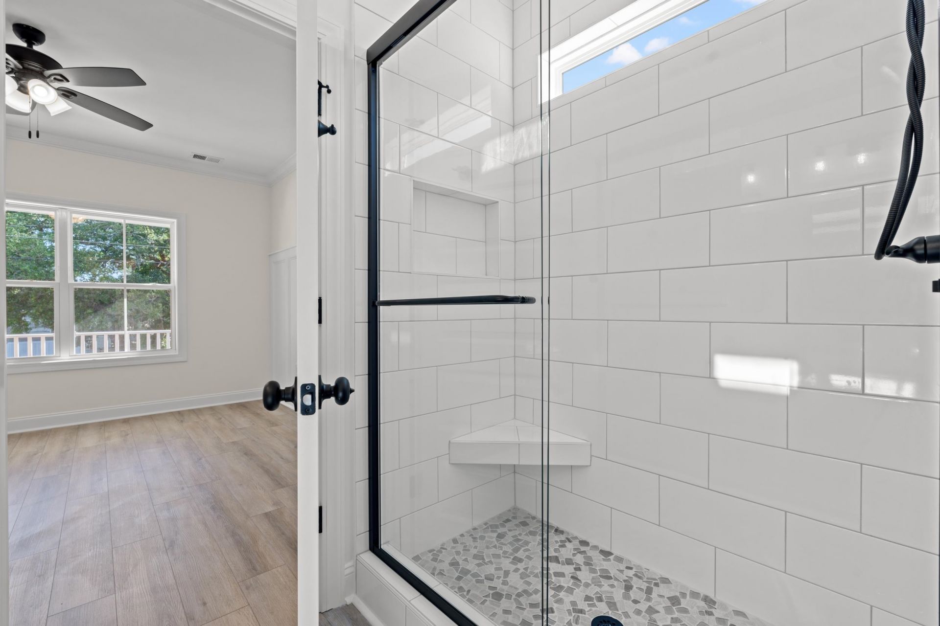 2428 Park St. Photo 11