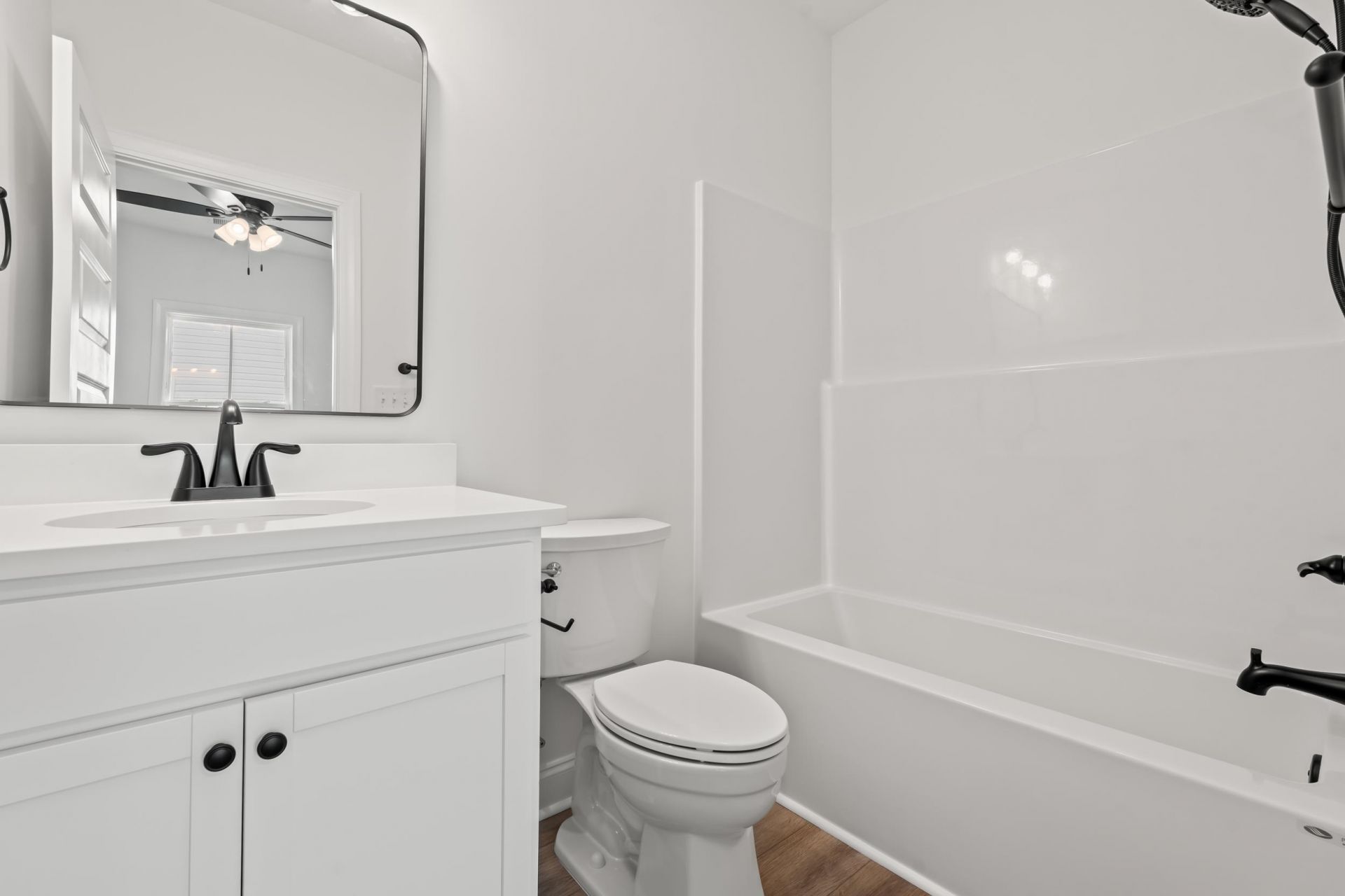 2428 Park St. Photo 16