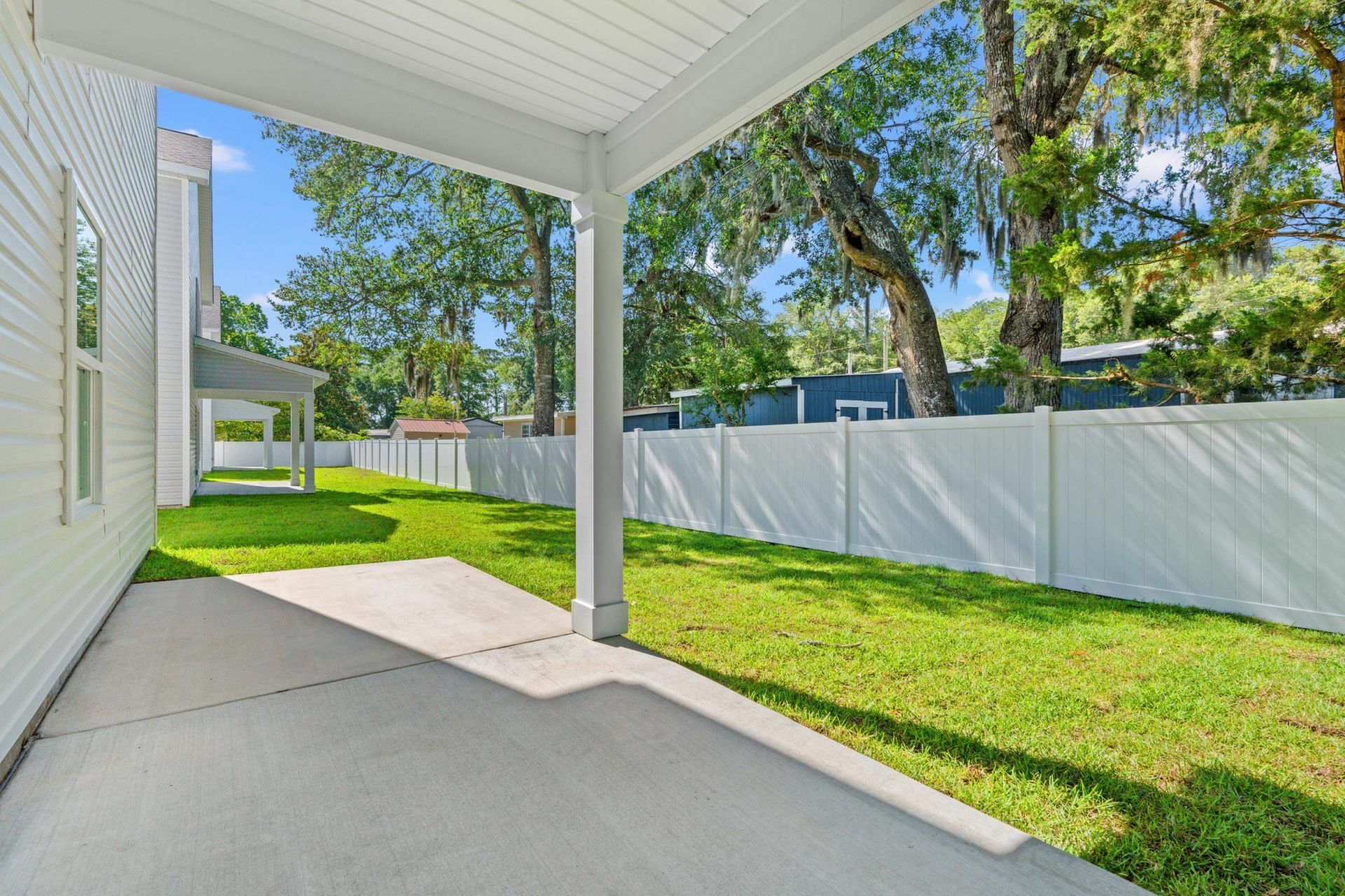 2426 Park St. Photo 29