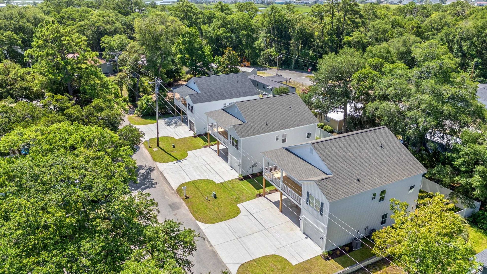 2426 Park St. Photo 32