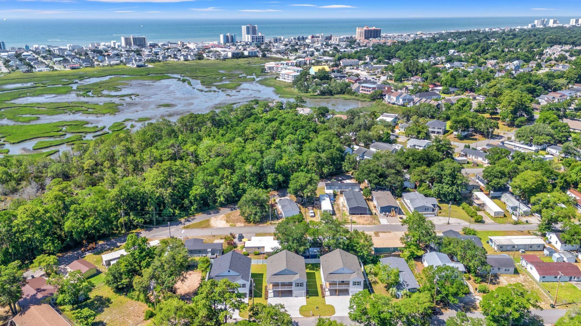 2426 Park St. Photo 34