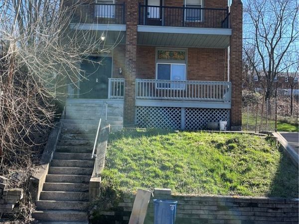 227 Maytide Street , Pittsburgh, PA 15227