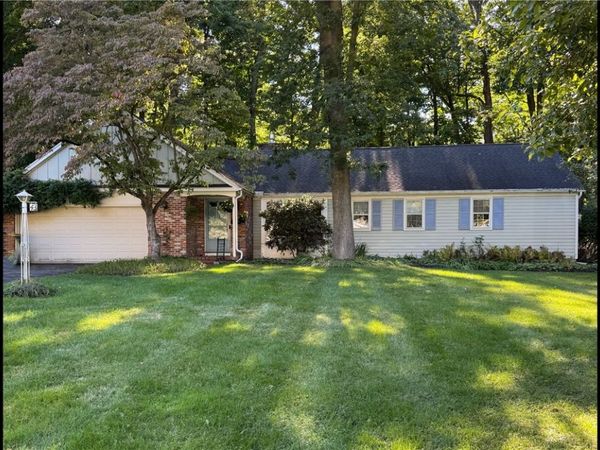 43 Crystal Spring Lane, Fairport, NY 14450