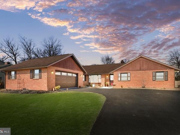 3671 JENNY LANE, CHAMBERSBURG, PA 17202