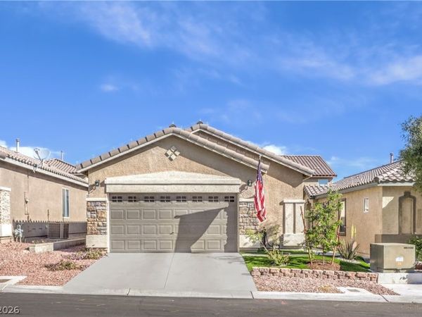 9424 Plover Falls Avenue , Las Vegas, NV 89149