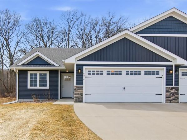 4974 Field Crest Lane, Eau Claire, WI 54701