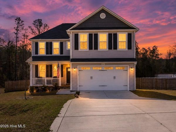 806 Twin Leaf Court, Cameron, NC 28326