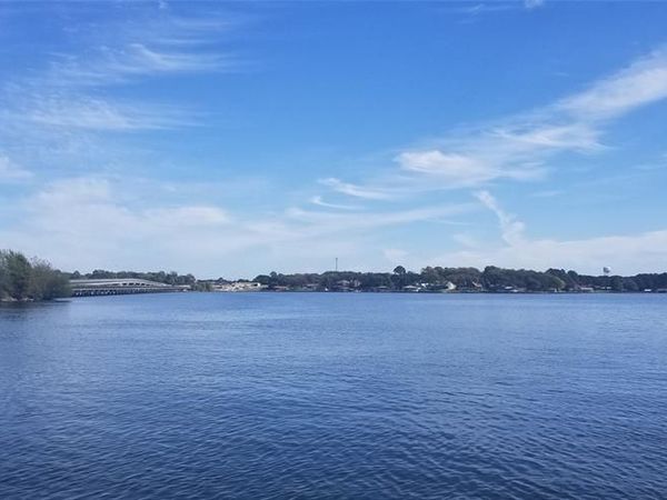 115 Panther Loop , Mabank, TX 75147