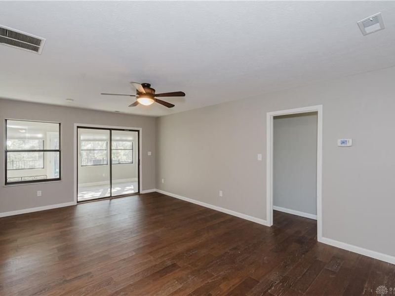 777 Lakengren Drive, Eaton, OH 45320 Photo 5