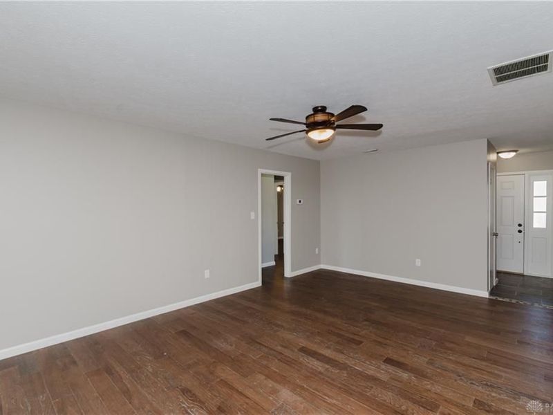 777 Lakengren Drive, Eaton, OH 45320 Photo 7