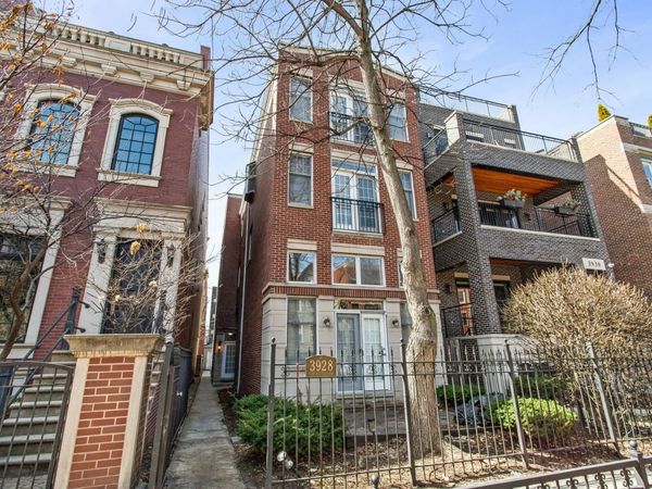 3928 N GREENVIEW Avenue , Unit 2, Chicago, IL 60613