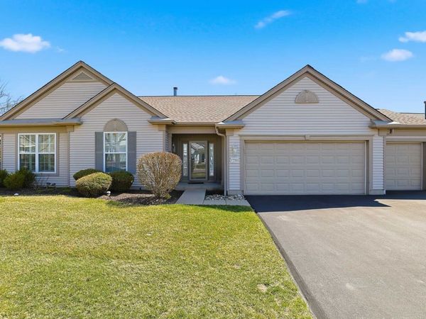 12304 Arlington Drive , Huntley, IL 60142