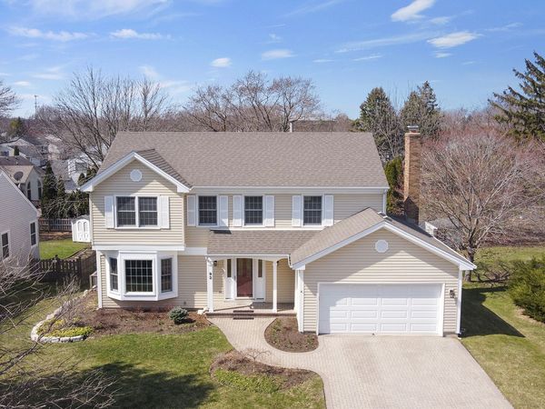 92 Foxboro Lane , Gurnee, IL 60031