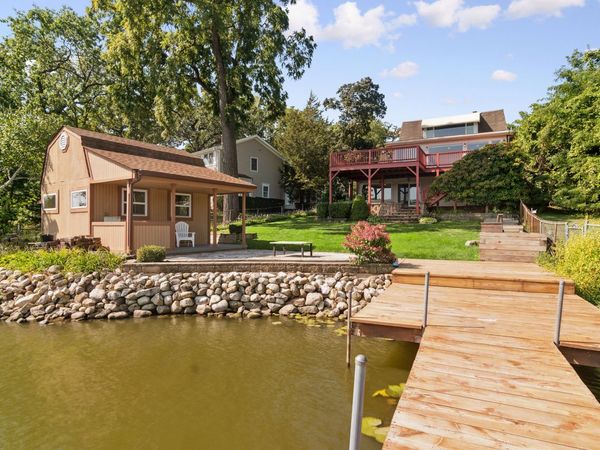 24013 N Forest Drive , Lake Zurich, IL 60047