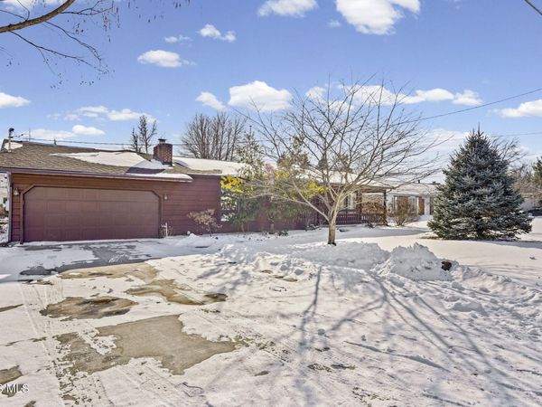 1421 Conneaut Avenue , Bowling Green, OH 43402