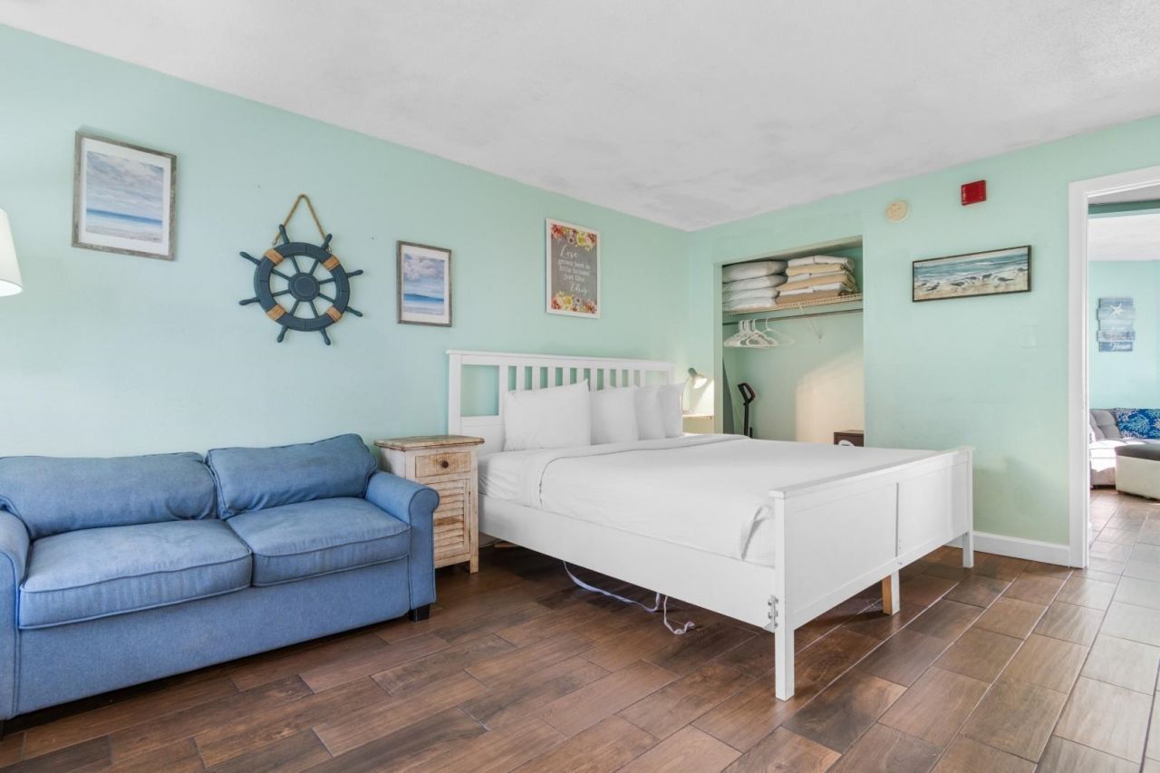 6804 N Ocean Blvd.  Photo 16