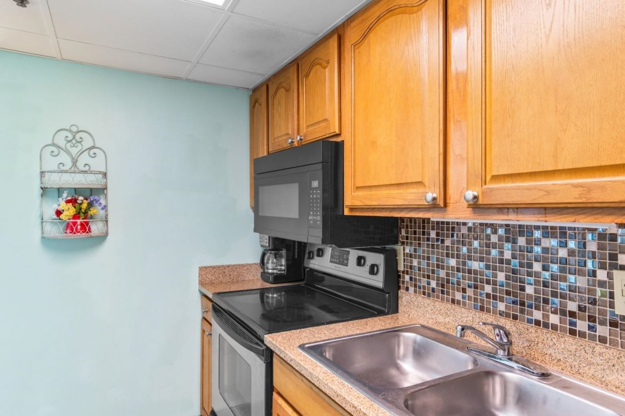 6804 N Ocean Blvd.  Photo 6