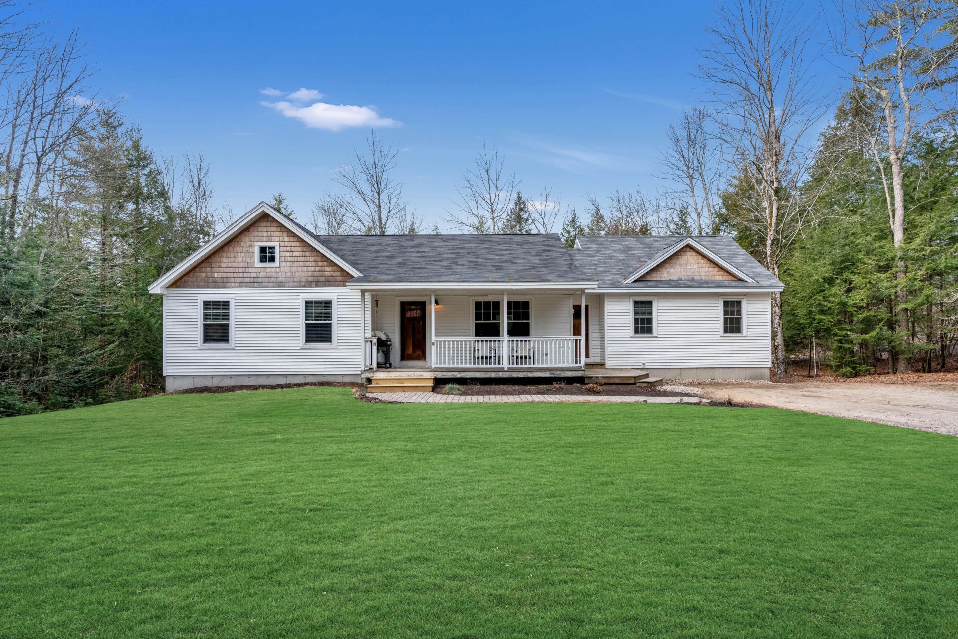 19 Oak Woods Road, North Berwick, ME 03906 Main Photo