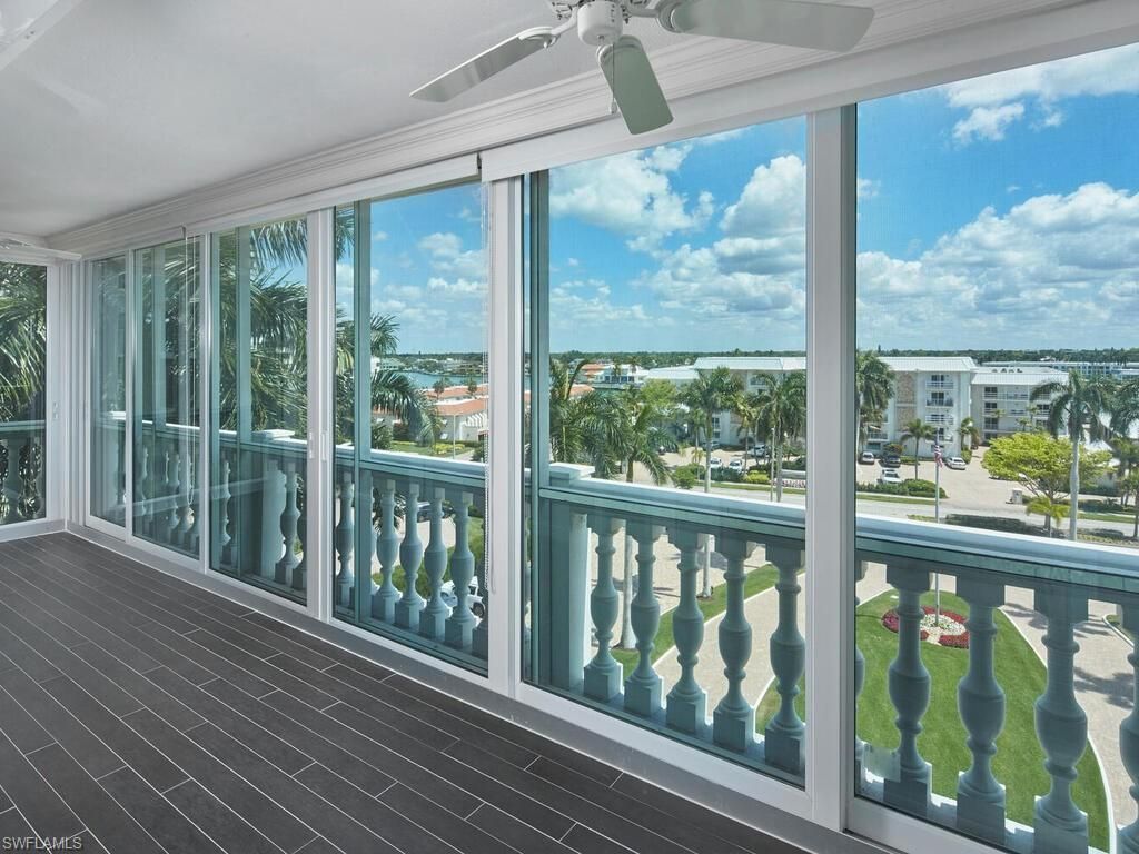 3003 Gulf Shore Blvd N, Unit 604, Naples, FL 34103 Photo