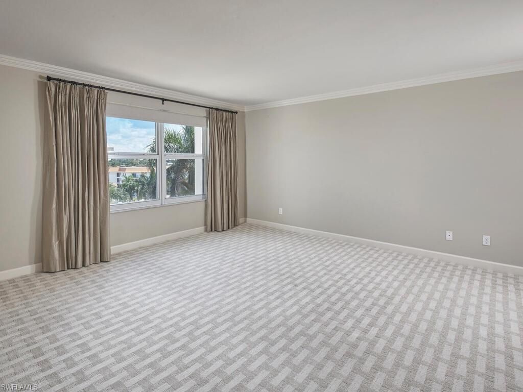 3003 Gulf Shore Blvd N, Unit 604, Naples, FL 34103 Photo