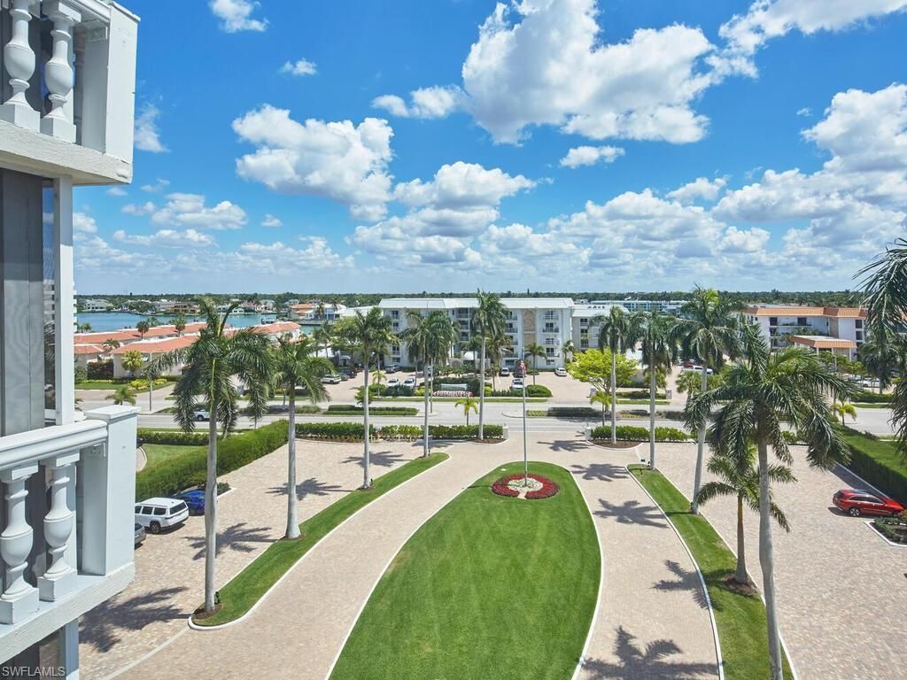 3003 Gulf Shore Blvd N, Unit 604, Naples, FL 34103 Photo