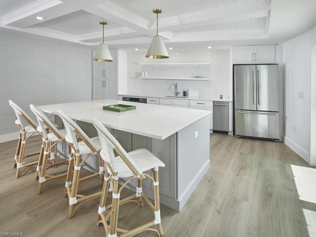 3003 Gulf Shore Blvd N, Unit 604, Naples, FL 34103 Photo