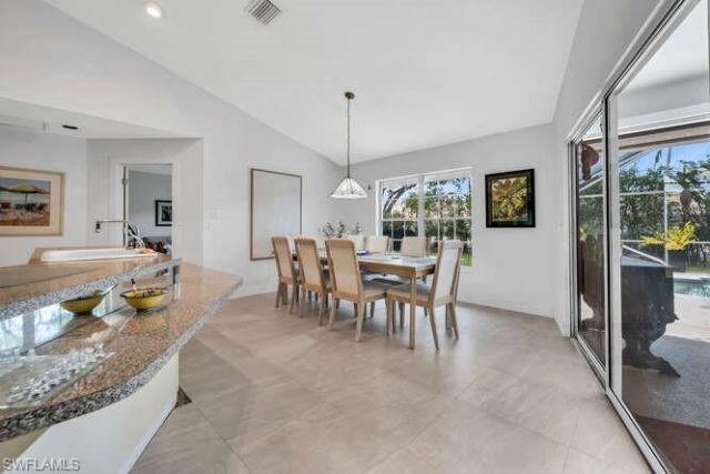 532 Roma Ct, Naples, FL 34110 Photo
