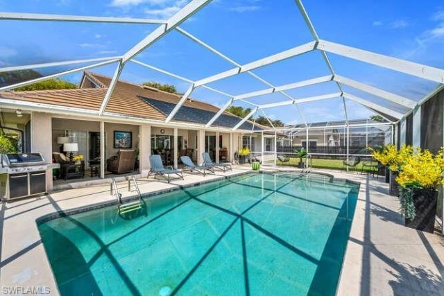 532 Roma Ct, Naples, FL 34110 Photo
