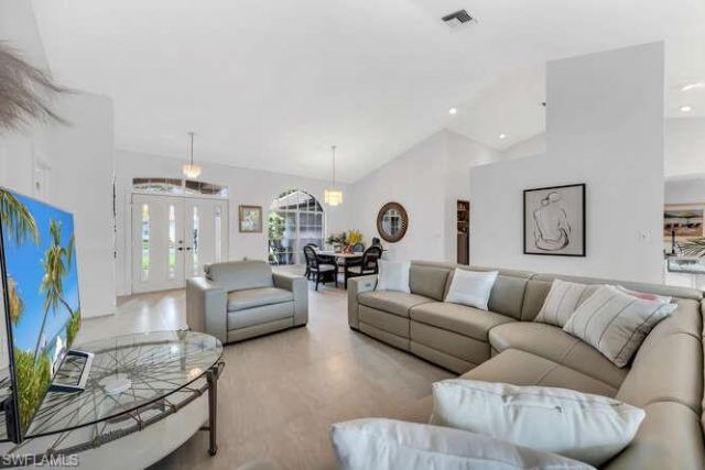 532 Roma Ct, Naples, FL 34110 Photo