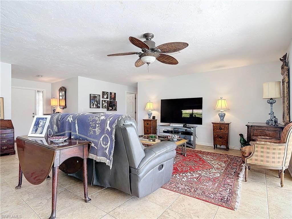 4364 Beechwood Lake Dr, Naples, FL 34112 Photo