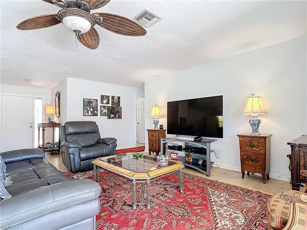 4364 Beechwood Lake Dr, Naples, FL 34112 Photo
